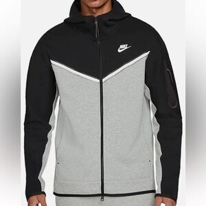 Nike Sportswear Tech Fleece LIKE NEW - Men’s XL